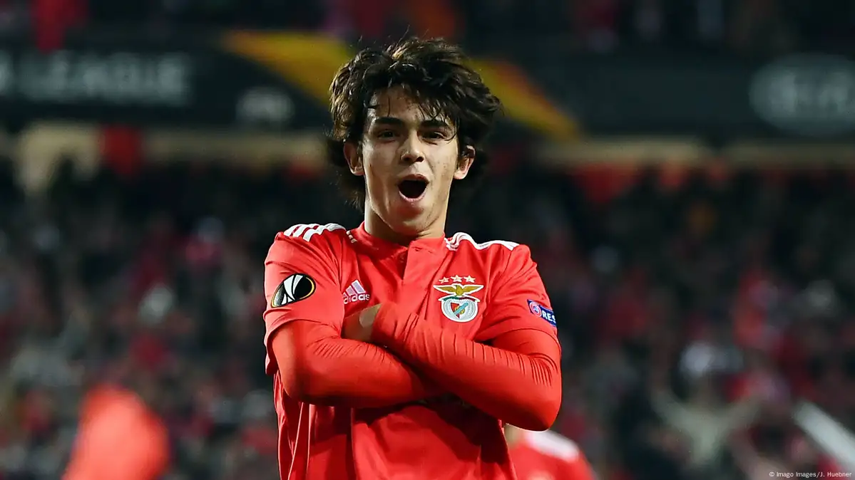 Doentes por Futebol - Hat-trick do jovem João Félix na Liga Europa. O  Benfica venceu o Eintracht Frankfurt por 4x2.