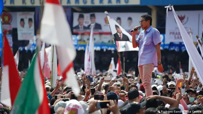 Indonesien Tangerang - Vizepräsident Sandiaga Uno bei Wahlkampfkampaqne