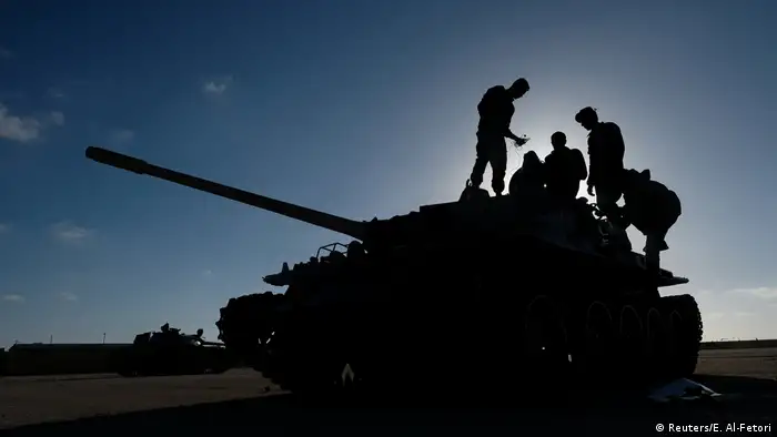 Auseinandersetzungen zwischen Haftars Streitkräften und der libyschen Regierung in Tripolis