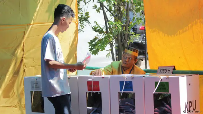 Indonesien Makassar - Präsidentschaftswahl : TPS Bugis (DW/N. Amir)