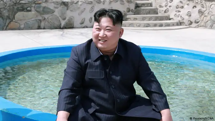 Nordkorea Kim Jong Un besucht Fischzucht in Shinchang