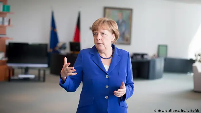 Ангела Меркел отговаря на въпроси на журналисти