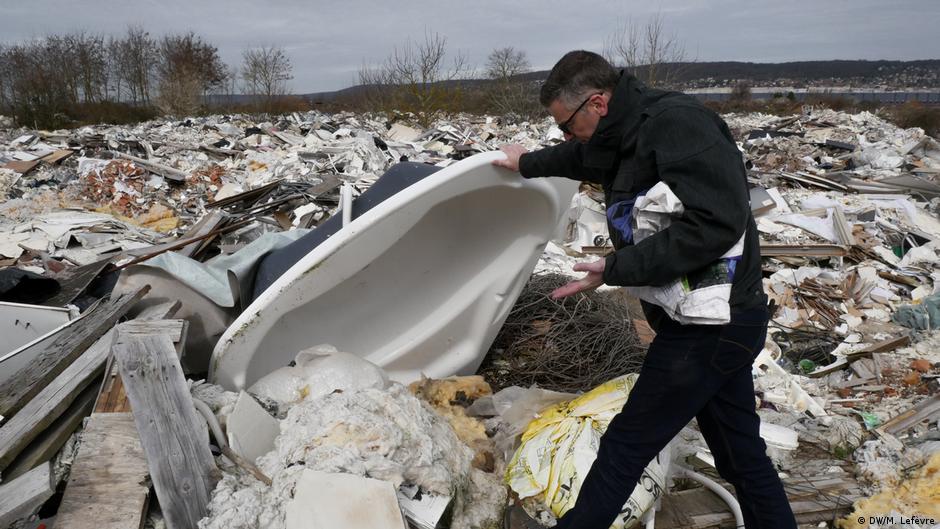 Illegal landfills in Paris DW 04/18/2019