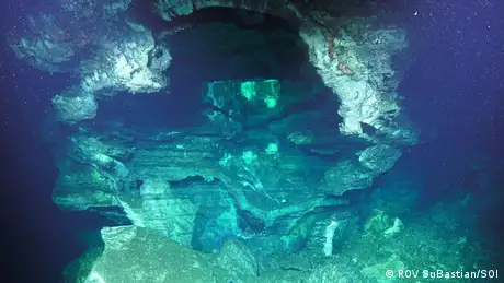 An underwater lake at the thermal vents of Pescadero Basin (ROV SuBastian/SOI)