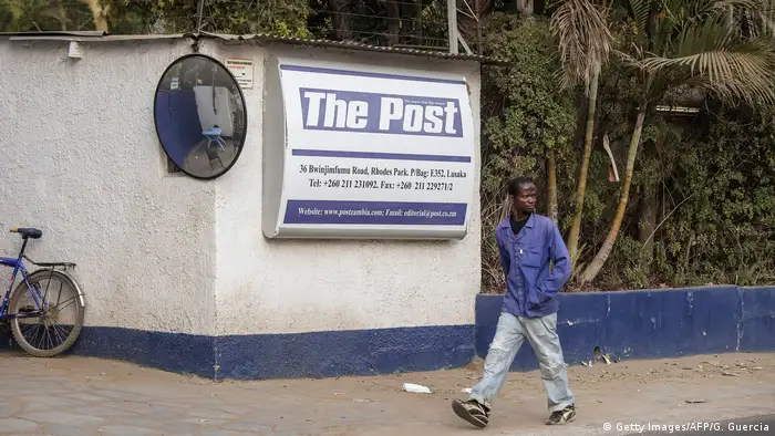 Afrika Pressefreiheit l Sambia - Post (Getty Images/AFP/G. Guercia)