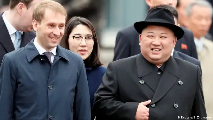 Russland Wladiwostok - Kim Jong Un erreicht den Bahnhof in Wladiwostok