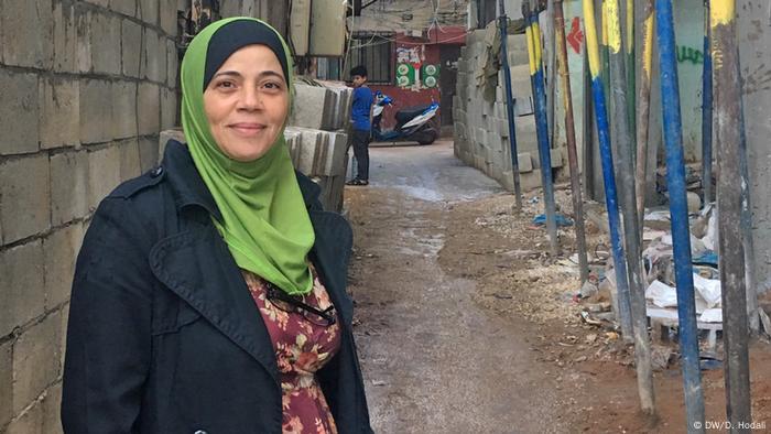 اللاجئة الفلسطينية خلود حسين في مخيم برج البراجنة عام 2019 اللاجئة الفلسطينية خلود حسين في مخيم برج البراجنة عام 2019