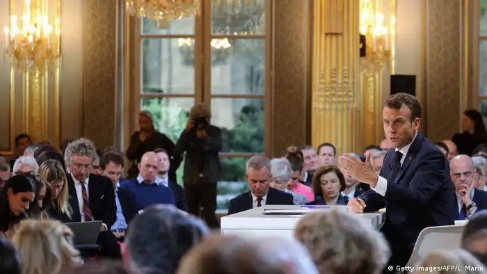 Frankreich, Paris: Emmanuel Macron im Elysee Palast