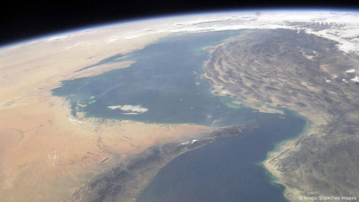 Strait Of Hormuz The World S Most Important Oil Choke Point Business Economy And Finance News From A German Perspective Dw 14 06 2019