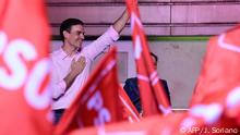 Felipe VI encarga a Pedro Sánchez la formación de gobierno