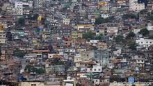 Ngo Eu Sou Eu Distributes Aid In Covid 19 Hit Rio Slums Dw News Latest News And Breaking Stories Dw 09 05