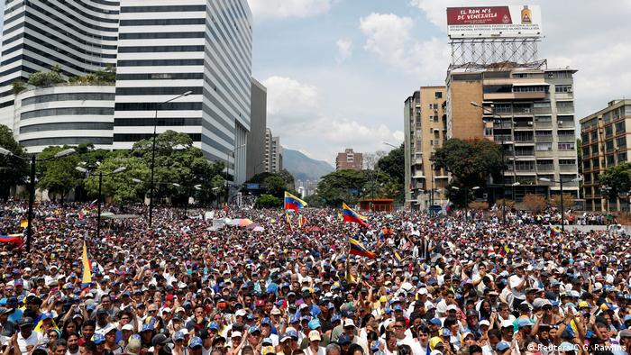 Marcha contra el presidente Maduro en Caracas. (1.05.2019).