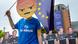 Protesta contra la presunta permisividad de Facebook con grupos antieuropeos. Protesta contra la presunta permisividad de Facebook con grupos antieuropeos.