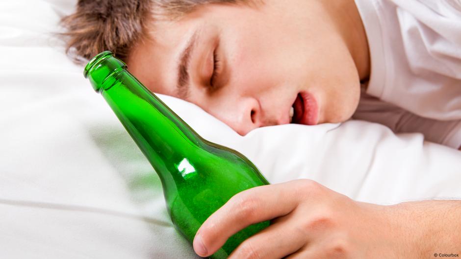 Hangovers Are An Illness German Court Rules News Dw 24 09 2019