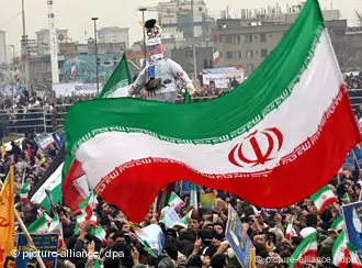 Unerwünscht: Auslandssender werden gestört, während man im Iran den Jahrestag der islamischen Revolution feiert
