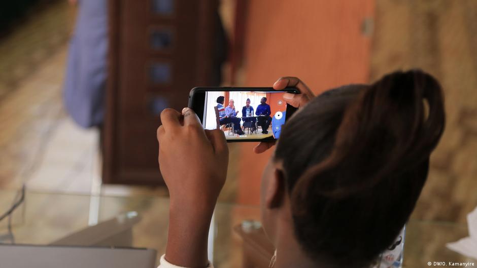 Tackling online-radicalization: 7 steps to get started | #mediadev - media development insights and analysis | DW - Vimarsana News
