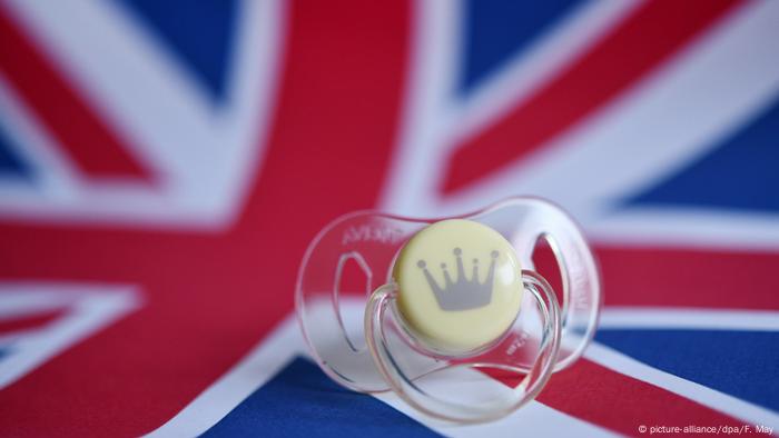 Symbolbild | Neuer Nachwuchs im britischen Königshaus (picture-alliance/dpa/F. May)