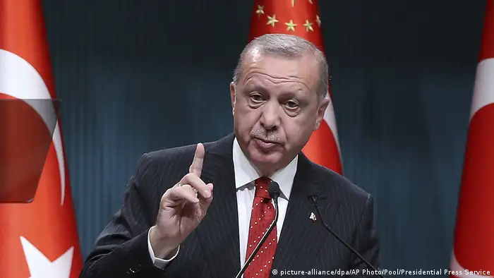 Türkei | Recep Tayyip Erdogan in Ankara (picture-alliance/dpa/AP Photo/Pool/Presidential Press Service)