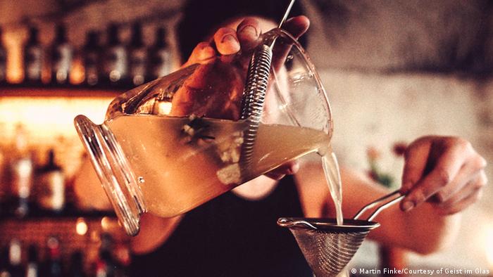 a cocktail poured through a sieve (Martin Finke/Courtesy of Geist im Glas)