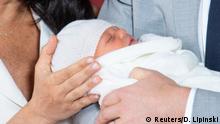 Фоторепортаж: Принц Гаррі і Меган Маркл показали новонародженого сина