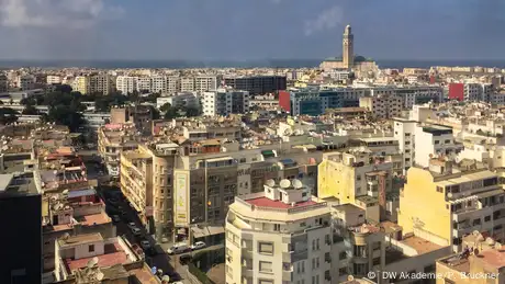  DW Akademie aus Marokko - Blick über Casablanca und die Moschee Hassan II