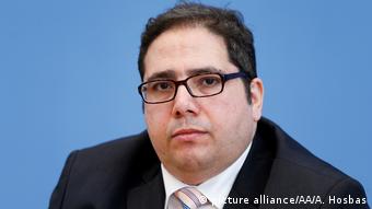 Deutschland l Zentralrats der Muslime in Deutschland - ZMD Generalsekretär Abdassamad El Yazidi