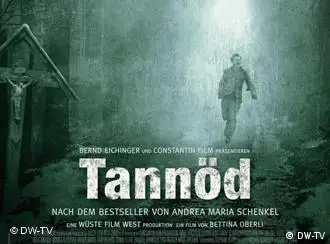 Filmplakat von Tannöd mit Wald und Figur im Gegenlicht (Verleih)