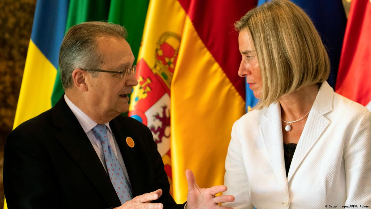 UE abordó "vías negociadas" para elecciones en Venezuela