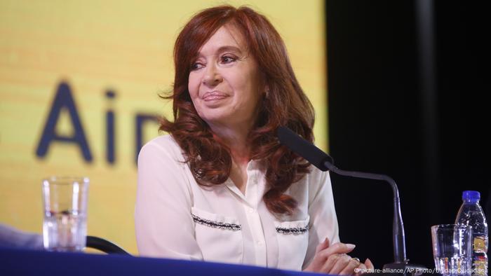 Argentinien Buenos Aires Buchpräsentation von Christina Fernandez de Kirchner (picture-alliance/AP Photo/Unidad Ciudadana)