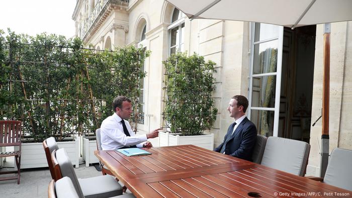 Frankreich Paris | Emmanuel Macron, Präsident & Mark Zuckerberg, CEO Facebook