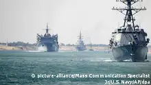 إيران تهدد السفن الأمريكية في الخليج وترامب سعيد بإرباك طهران