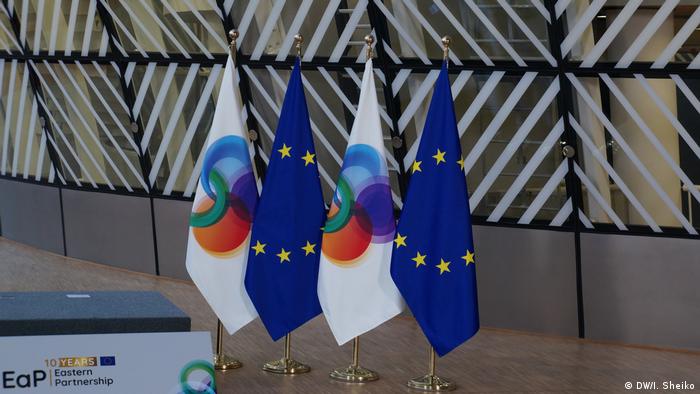 Флаги ЕС и программы Восточное партнерство