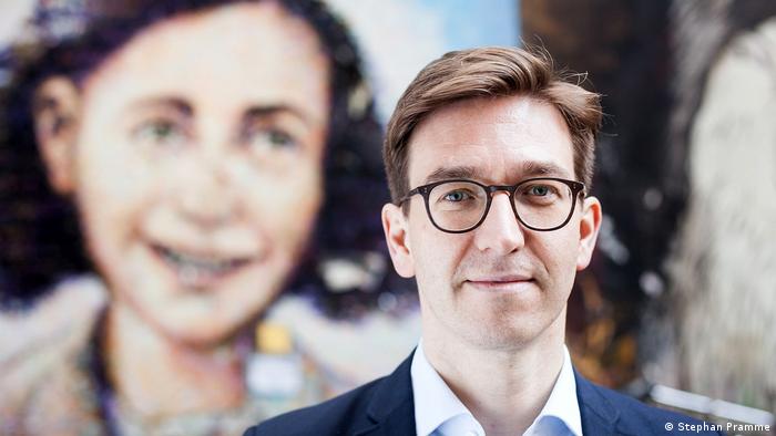 Berlin Anne Frank Zentrum Neue Ausstellung Stephan Pramme