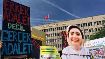 Proteste von Frauenorganisationen in Ankara