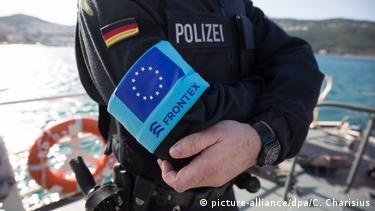 Γερμανοί αστυνομικοί στην υπηρεσία της Frontex στη Σάμο Γερμανοί αστυνομικοί στην υπηρεσία της Frontex στη Σάμο