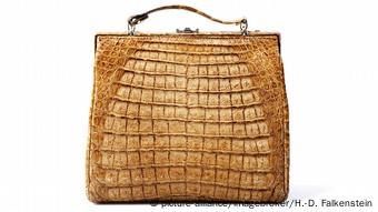 Alte Damenhandtasche aus echtem Krokodilleder 