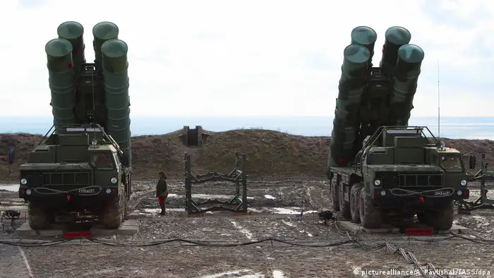 S-400 Flugabwehrraketenregiment auf der Krim im eingesetzt