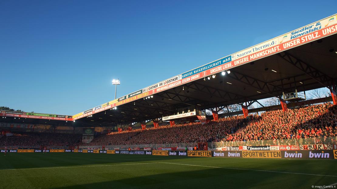 Union Berlin win first Bundesliga promotion – DW – 05/27/2019