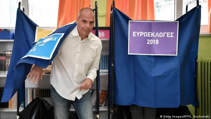 Europawahl l Griechenland - Varoufakis gibt seine Stimme ab l MeRA25 Bewegung (Getty Images/AFP/L. Gouliamaki)