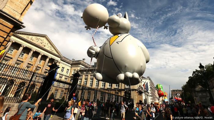 Ballonparade mit der Katze in Brüssel
