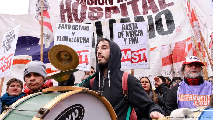 Argentinien Streik in Buenos Aires (picture-alliance/AP Photo/G. Garello)