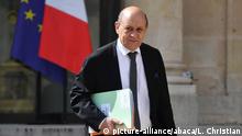 Jean-Yves Le Drian leaves the Elysee presidential palace after the weekly cabinet meeting in Paris, France on April 17th, 2019. Photo by Christian Liewig/ABACAPRESS.COM |