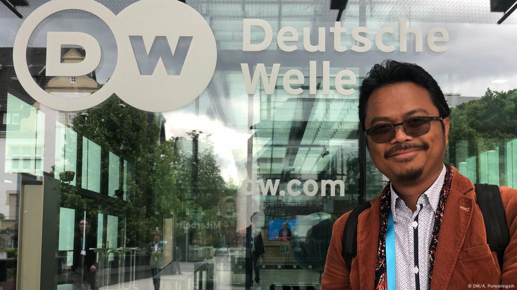 Ancaman Kepunahan Bahasa Bahasa Daerah Di Indonesia Kolom Bersama Berdialog Untuk Mencapai Pemahaman Dw 24 10 2020 Ancaman Kepunahan Bahasa Bahasa Daerah Di Indonesia Kolom Bersama Berdialog Untuk Mencapai Pemahaman Dw 24 10 2020