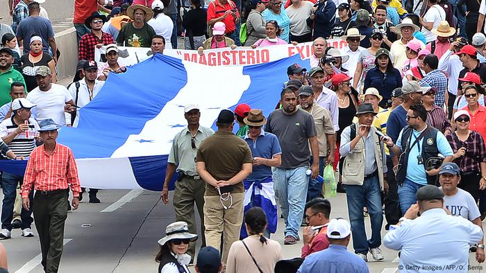 Honduras Tegucigalpa Proteste gegen die Regierung (Getty Images/AFP/O. Serra)