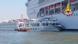 Italien Venedig Kreuzfahrtschiff rammt Touristenboot Italien Venedig Kreuzfahrtschiff rammt Touristenboot