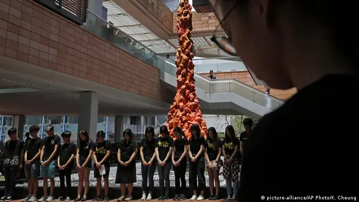 Hongkong Gedenken zum 30. Jahrestag des Tiananmen-Massakers (picture-alliance/AP Photo/K. Cheung)