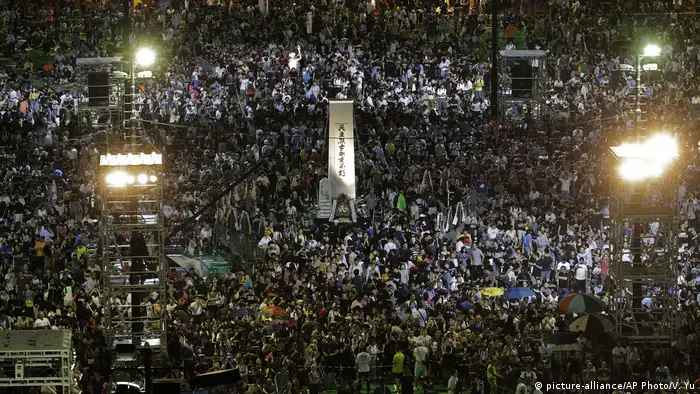 Hongkong Gedenken zum 30. Jahrestag des Tiananmen-Massakers (picture-alliance/AP Photo/V. Yu)
