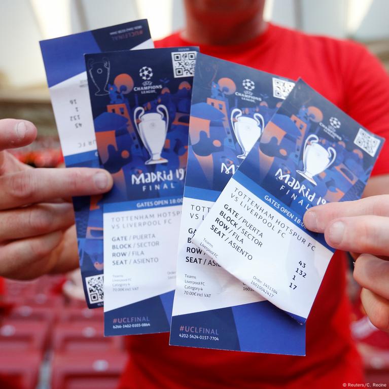 Top list and relevant documents of query tickets for UEFA Champions