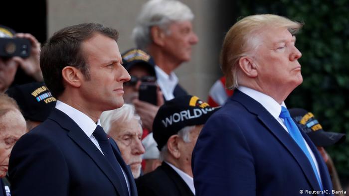 Preşedinţii SUA şi Franţei, Trump şi Macron, aniversând 75 de ani de la debarcarea în Normandia.)
