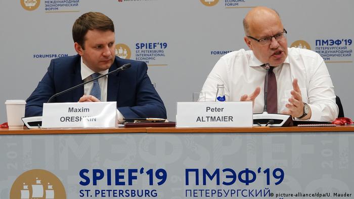 Ruski ministar gospodarstva Maksim Oreškin i njegov njemački kolega Peter Altmaier u Sankt Peterburgu 7. 6. 2019.